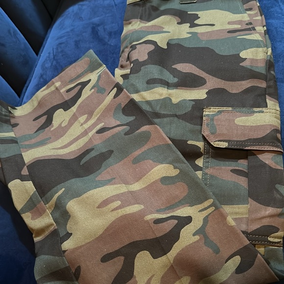 Dickies camouflage cargo style regular straight size 34 x 32 - Picture 7 of 7